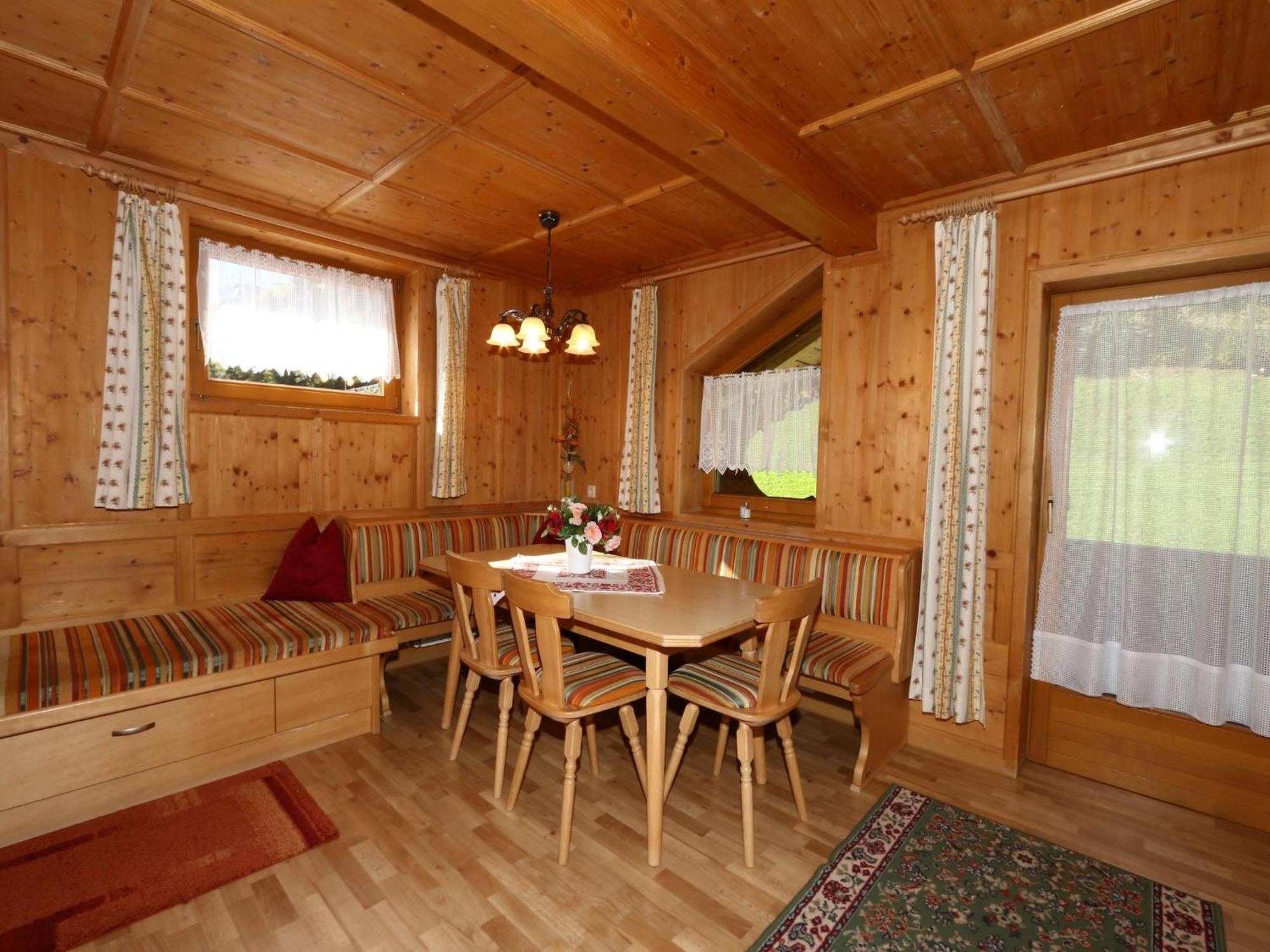 Apartment In Mayrhofen With A Balcony Kültér fotó